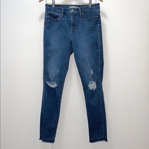 Levi Strauss Co. 311 Shaping Skinny jeans 29